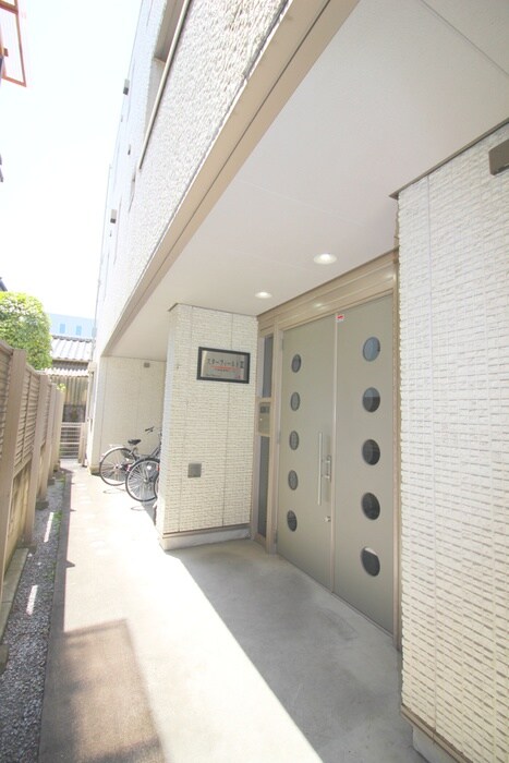 物件外観写真2　(建物設備)