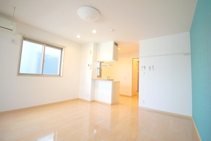 物件内観写真4　(居室)