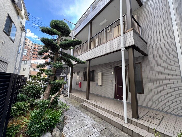 物件外観写真2　(外観写真)