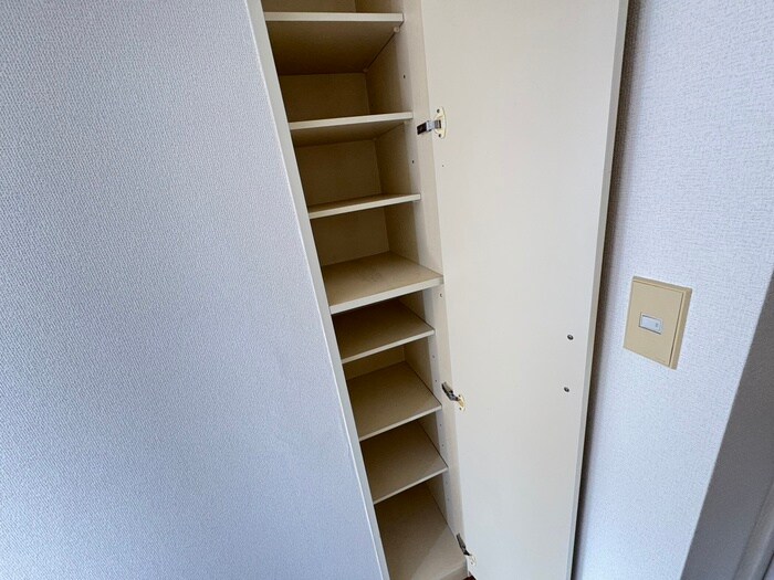 物件内観写真16　(靴箱)
