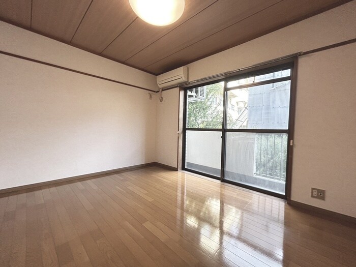 武蔵野ヒルズの居室