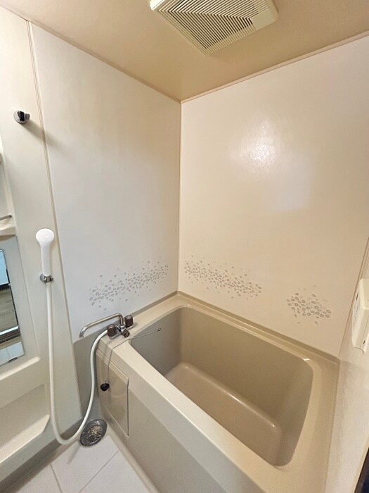 武蔵野ヒルズのバス