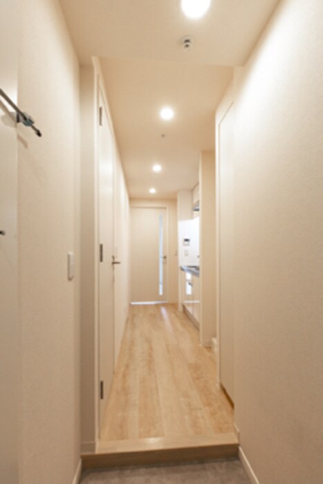 物件内観写真12　(廊下)