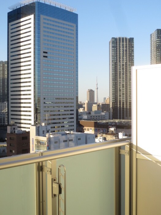 物件内観写真17　(室内からの展望)