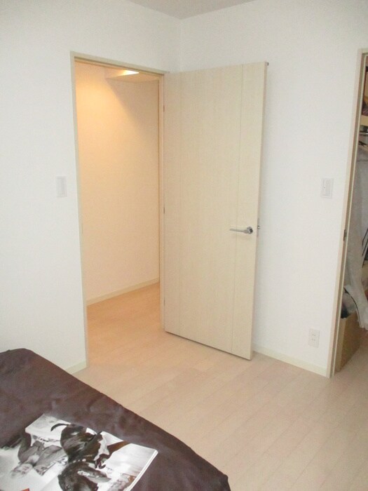 物件内観写真21　(居室)