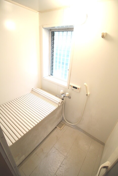 物件内観写真9　(バス／シャワールーム等)