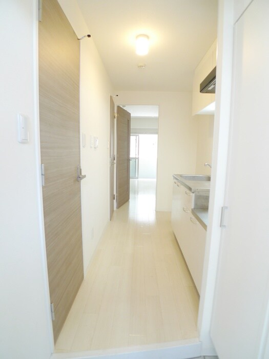 物件内観写真19　(廊下)