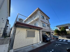 平塚マンション外観写真