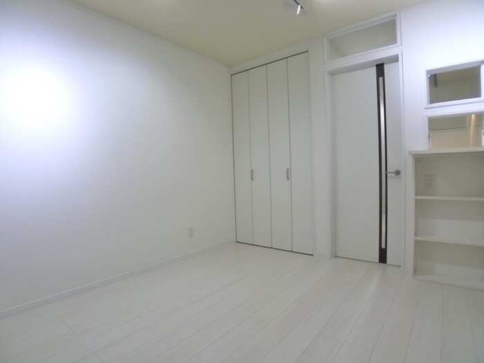 物件内観写真6　(居室)