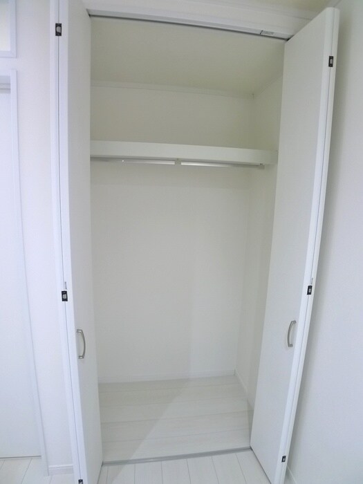 物件内観写真7　(収納)