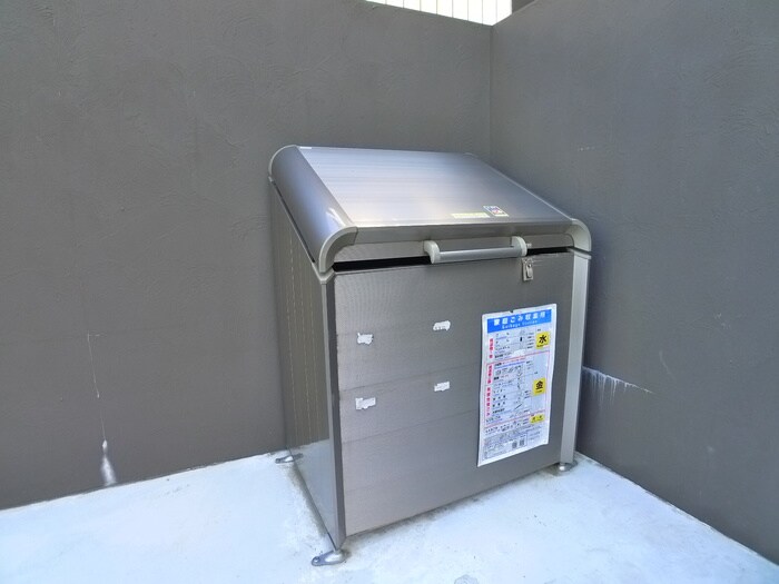 物件外観写真4　(建物設備)