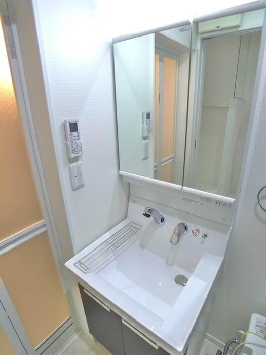 物件内観写真8　(洗面)