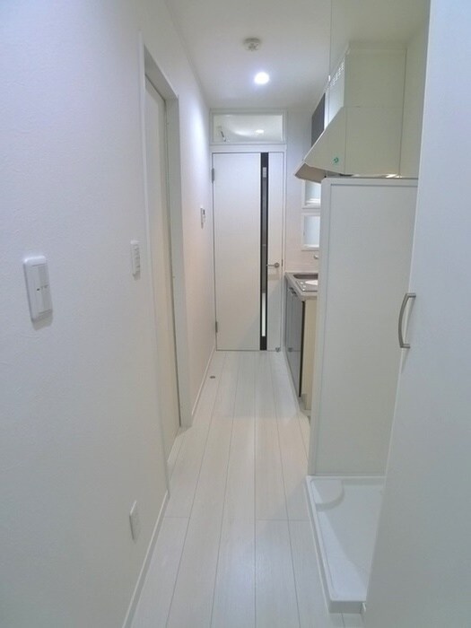 物件内観写真10　(廊下)