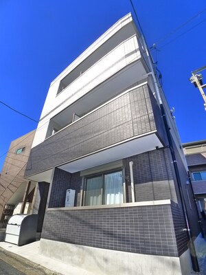 second coral千葉中央外観写真
