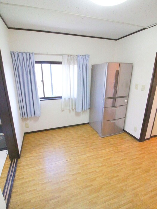 物件内観写真6　(玄関)