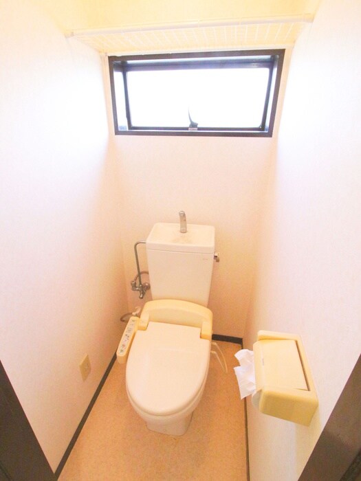 物件内観写真9　(トイレ)