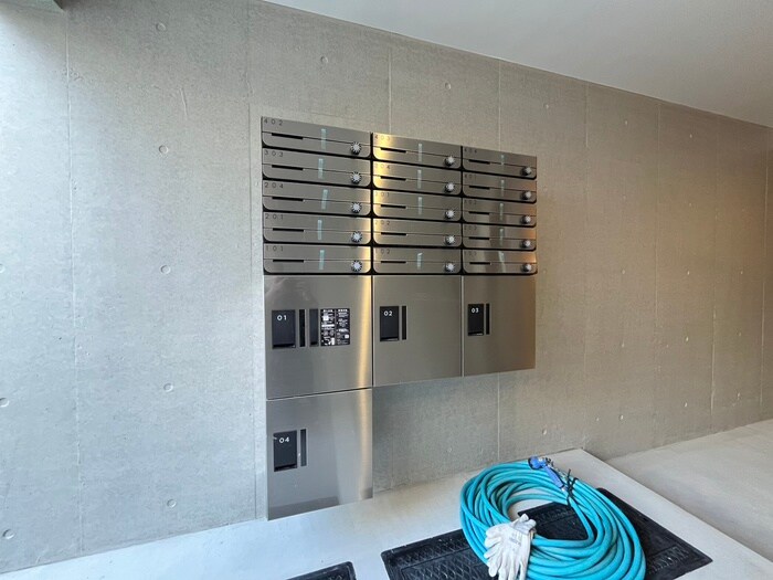 物件外観写真4　(建物設備)