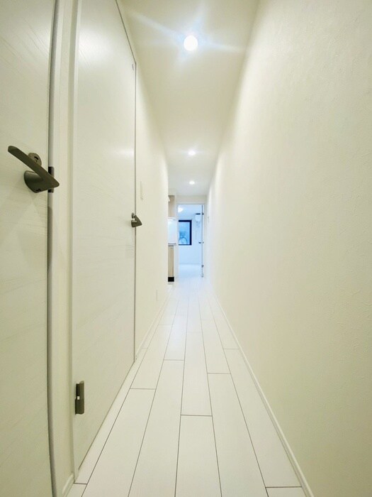 物件内観写真20　(廊下)