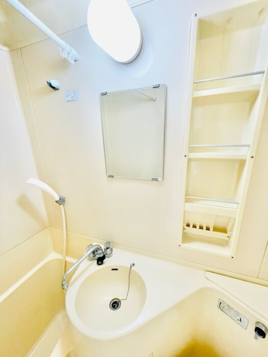 物件内観写真10　(洗面)