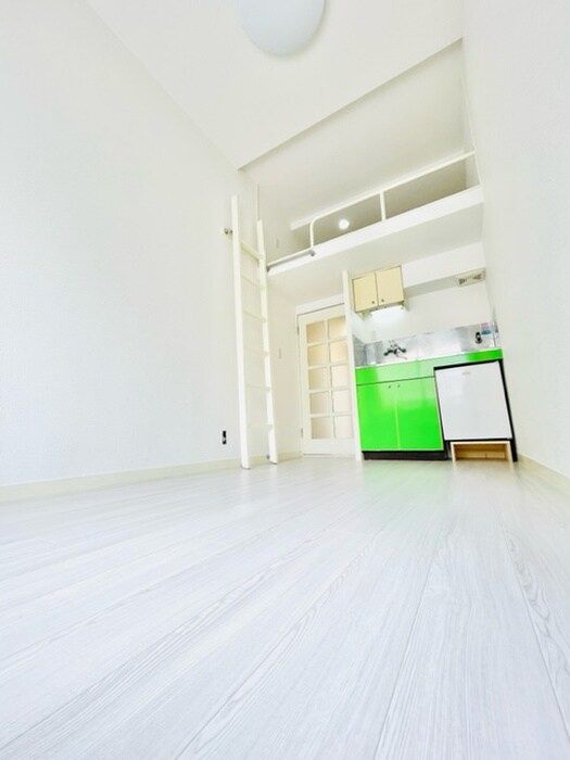 物件内観写真11　(居室)