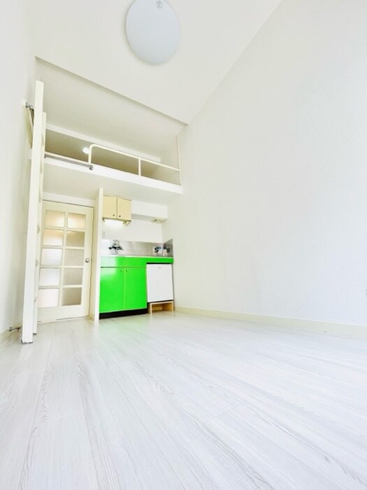 物件内観写真12　(居室)