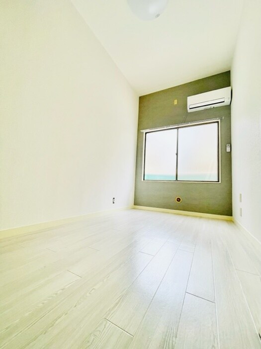 物件内観写真13　(居室)