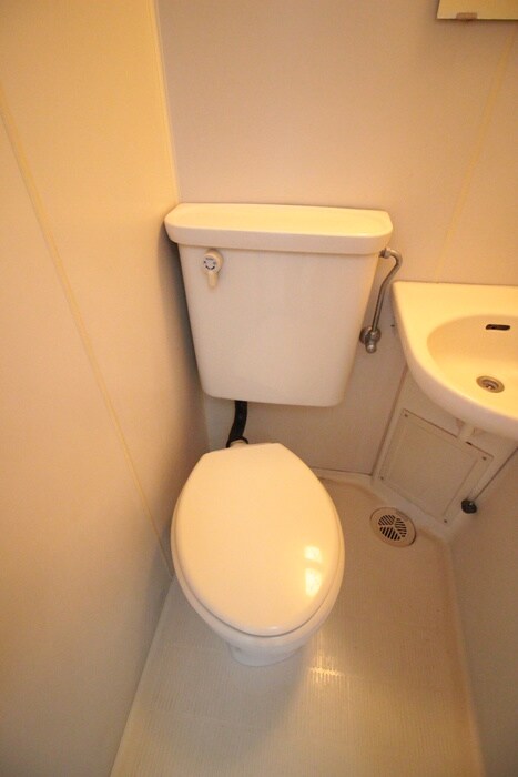 物件内観写真13　(トイレ)