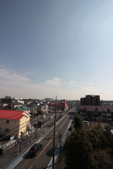 物件内観写真16　(室内からの展望)