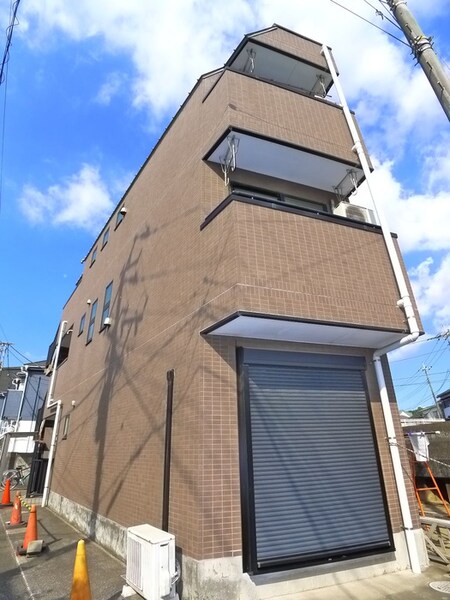 リバーシャイン外観写真