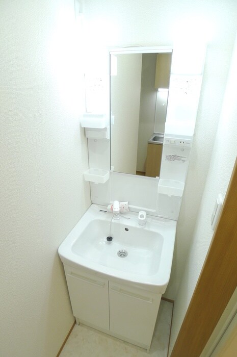 物件内観写真11　(洗面)