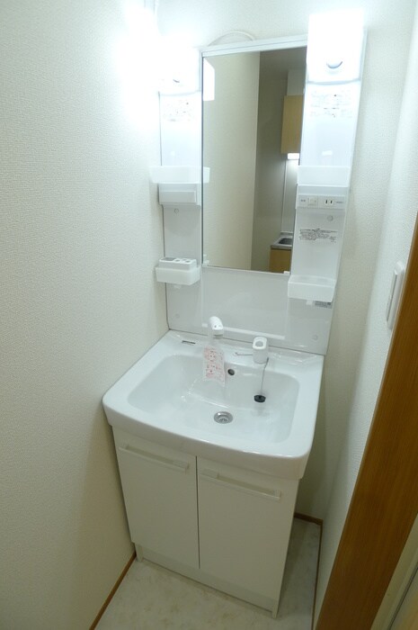 物件内観写真11　(洗面)