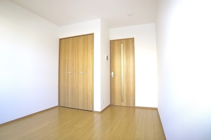 物件内観写真15　(居室)