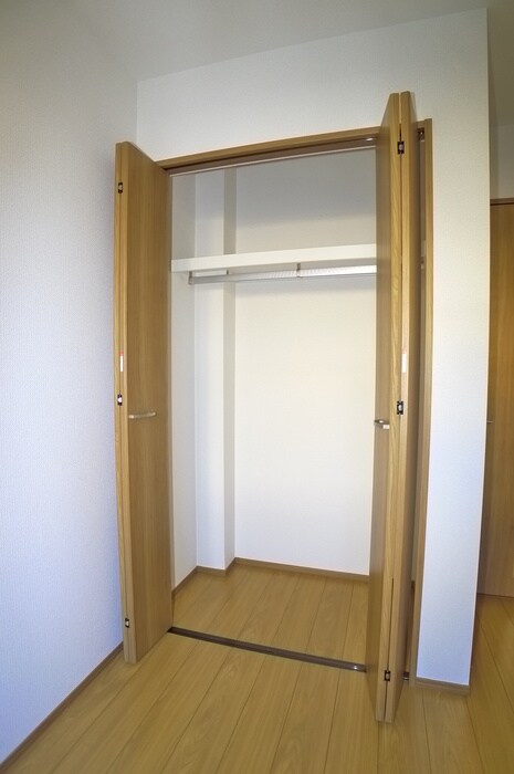 物件内観写真16　(収納)