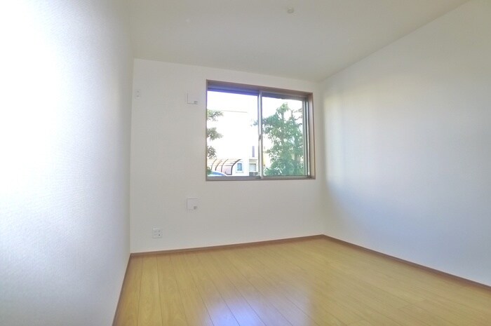 物件内観写真17　(居室)