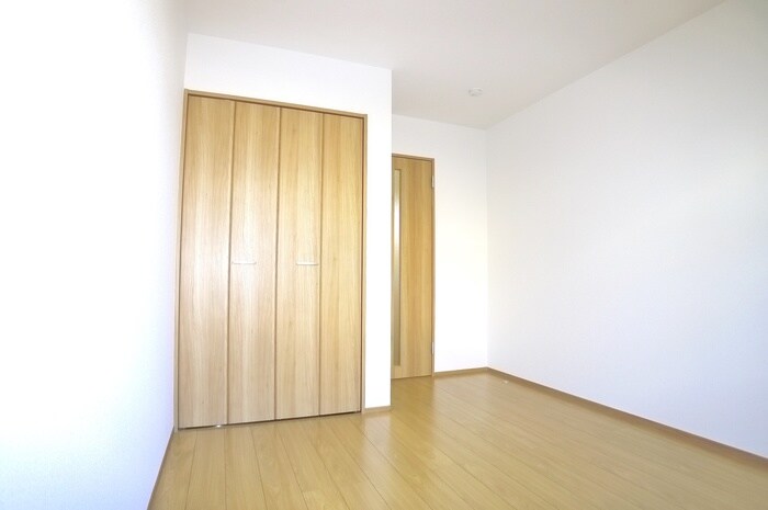 物件内観写真18　(居室)