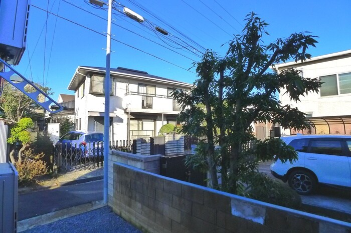 物件内観写真22　(室内からの展望)