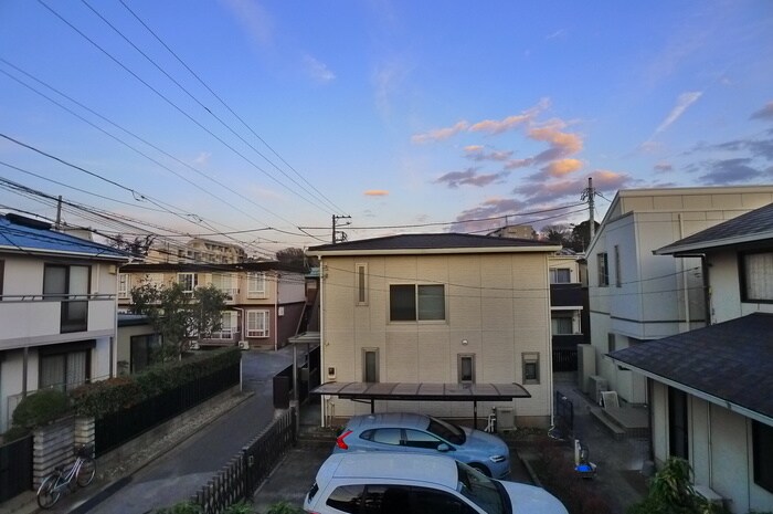 物件内観写真22　(室内からの展望)