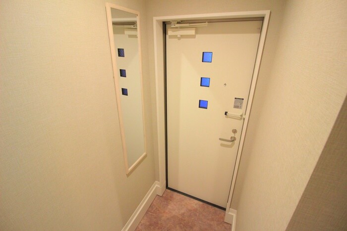 物件内観写真22　(玄関)