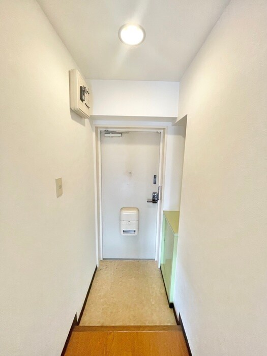 物件内観写真20　(玄関)