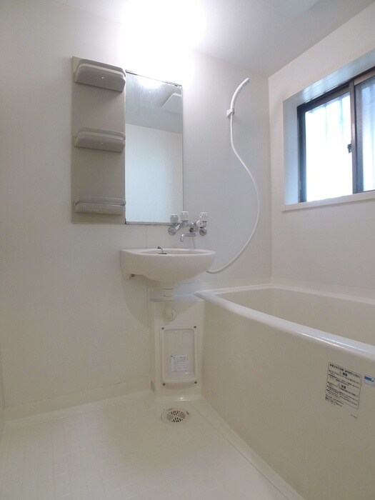 物件内観写真11　(バス／シャワールーム等)