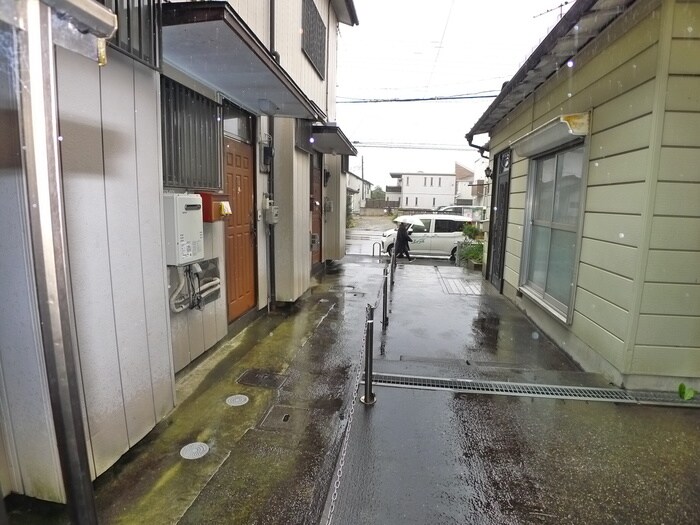 物件内観写真20　(室内からの展望)