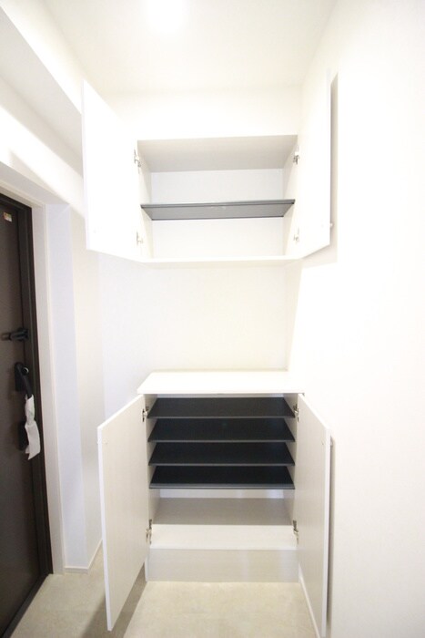 物件内観写真14　(靴箱)