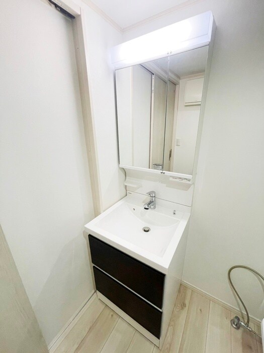 物件内観写真12　(洗面)