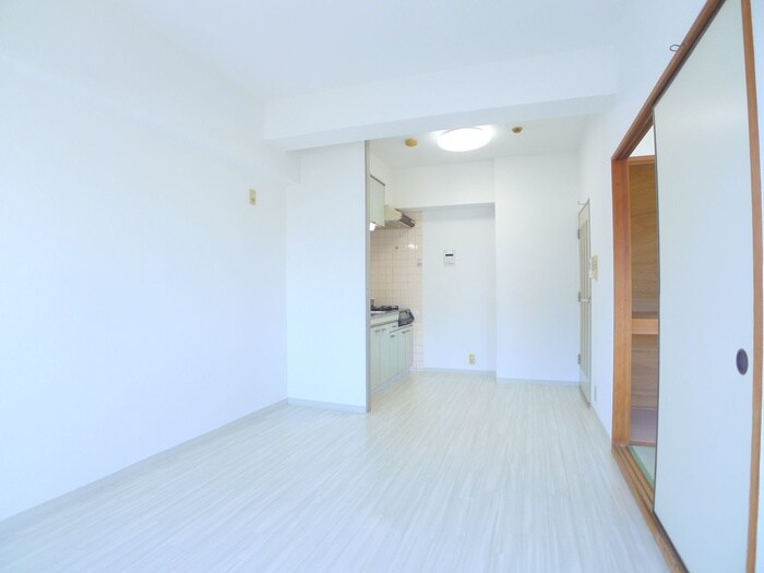 物件内観写真7　(居室)