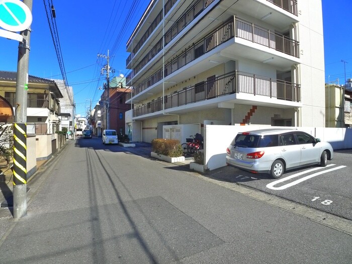 物件外観写真3　(周辺環境)