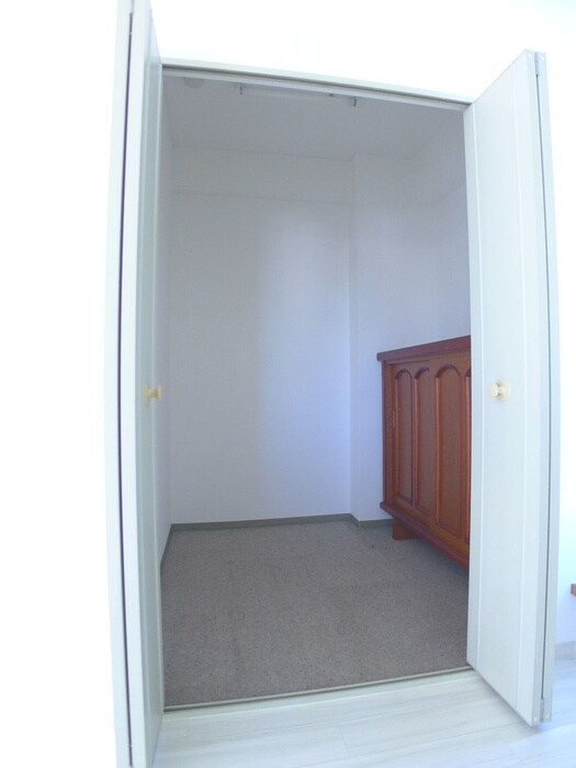 物件内観写真11　(収納)