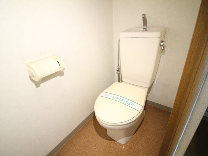 物件内観写真13　(トイレ)