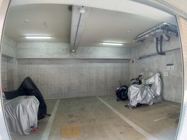 バイク置き場