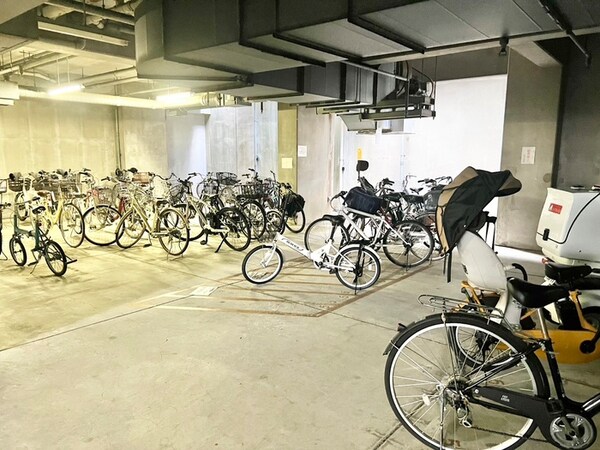 駐輪場