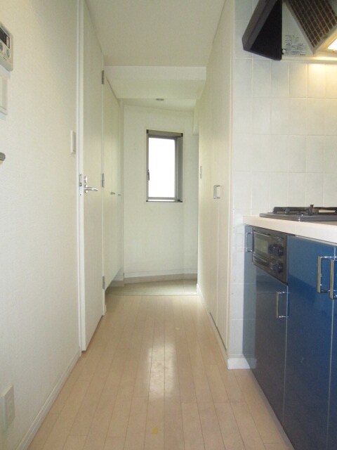 物件内観写真15　(廊下)